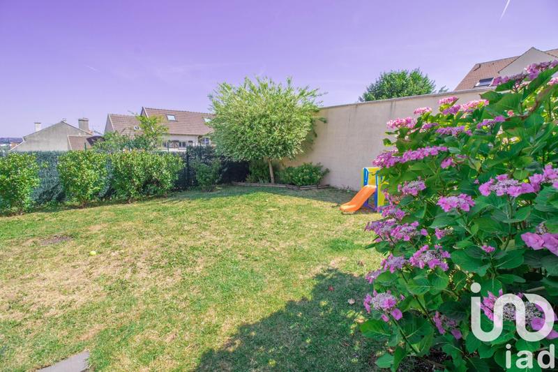 Maison - 220 m² - 8 pièces