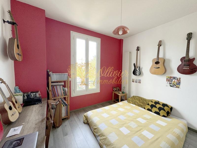 Maison - 209 m² - 8 pièces