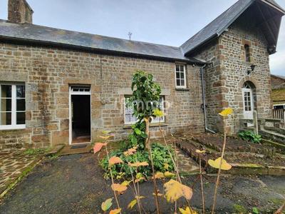 Maison en pierre - 132 m² - 6 pièces