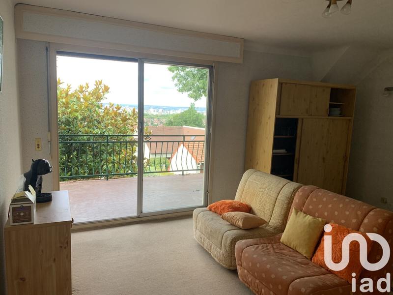 Maison - 215 m² - 10 pièces