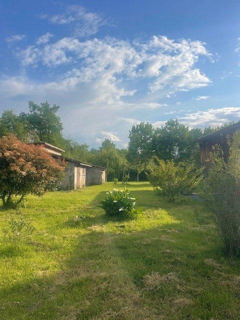 Maison - 180 m² - 8 pièces