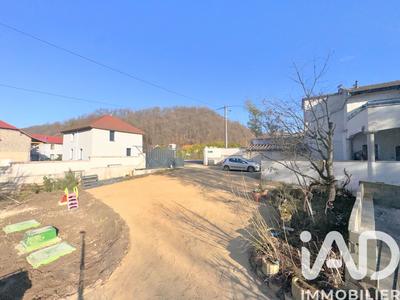 Loft - 147 m² - 4 pièces