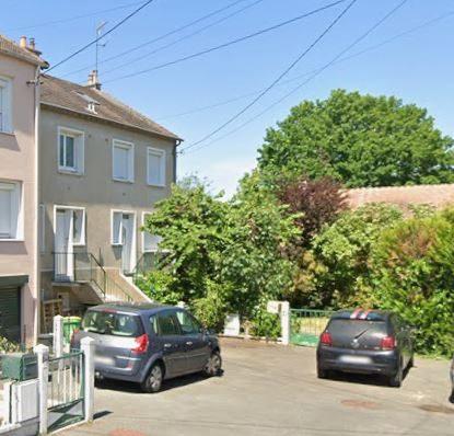 Maison - 80 m² - 5 pièces