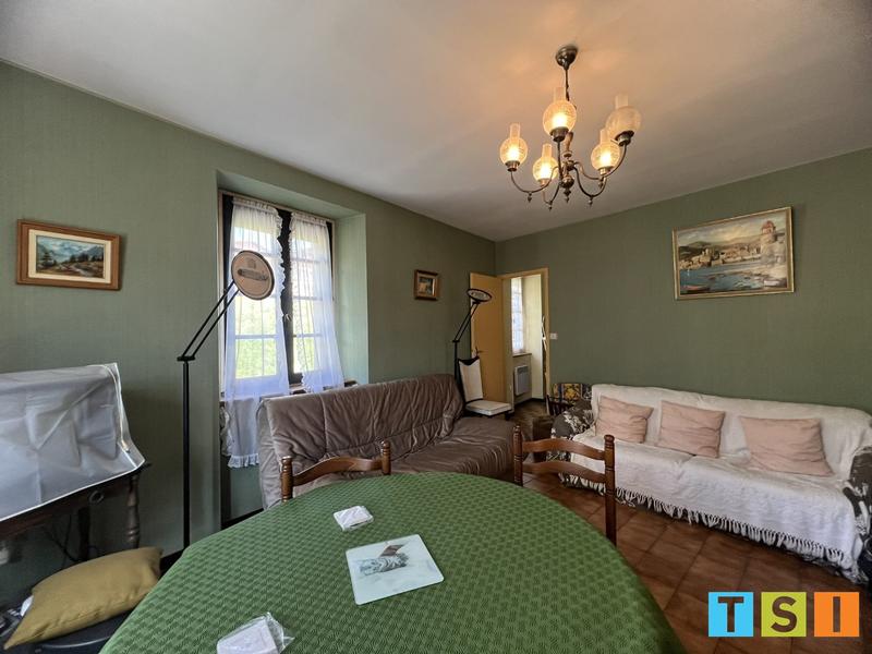 Maison - 139 m² - 6 pièces