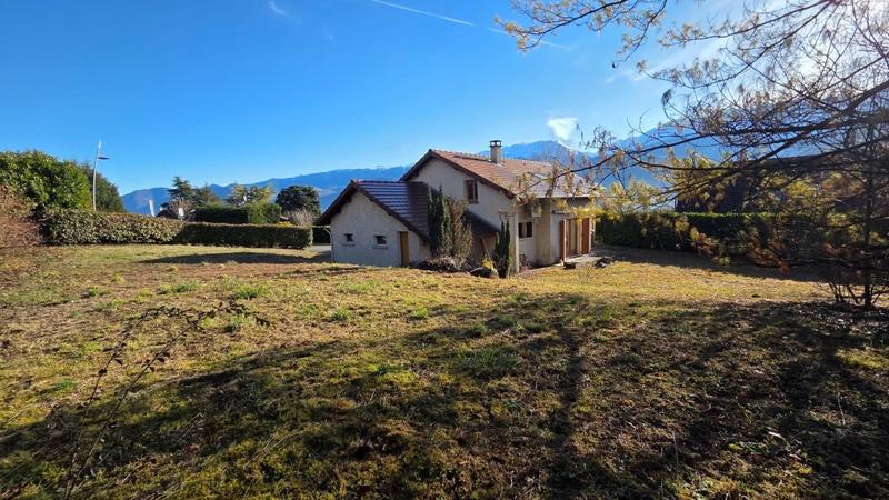 Villa - 152 m² - 6 pièces