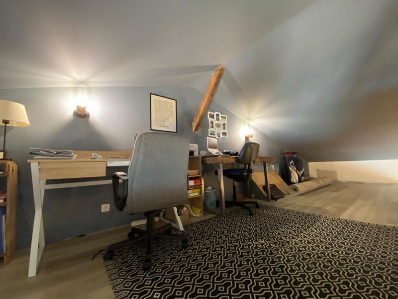 Maison contemporaine - 240 m² - 9 pièces