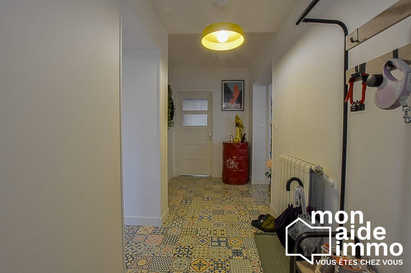 Maison - 183 m² - 6 pièces