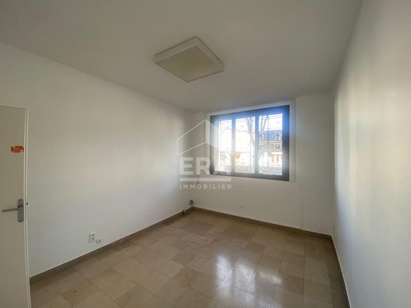 Local commercial - 114 m²