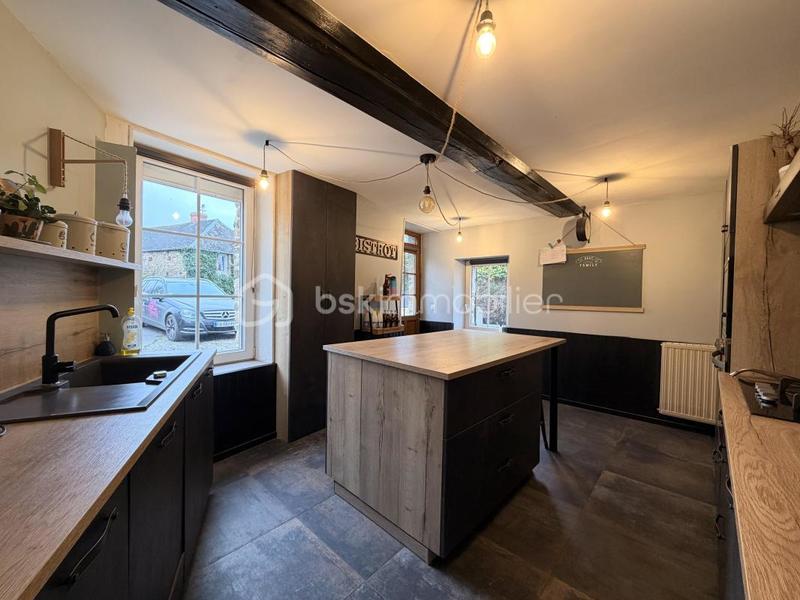 Maison - 97 m² - 4 pièces