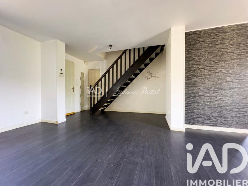 Maison - 97 m² - 5 pièces