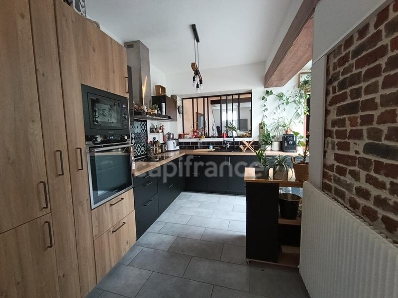 Maison - 137 m² - 6 pièces