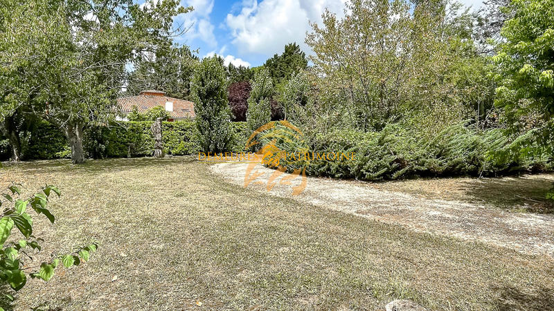 Maison - 254 m² - 4 pièces