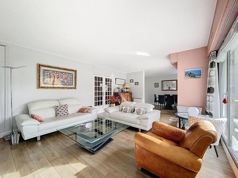 Appartement - 107 m² - 5 pièces