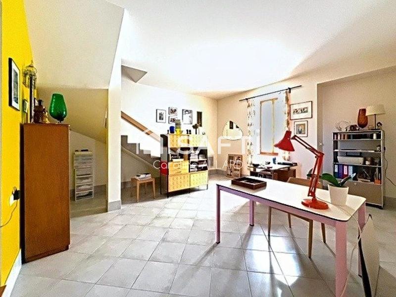 Maison - 176 m² - 4 pièces