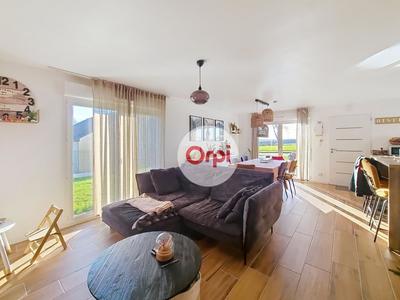 Maison - 96 m² - 5 pièces