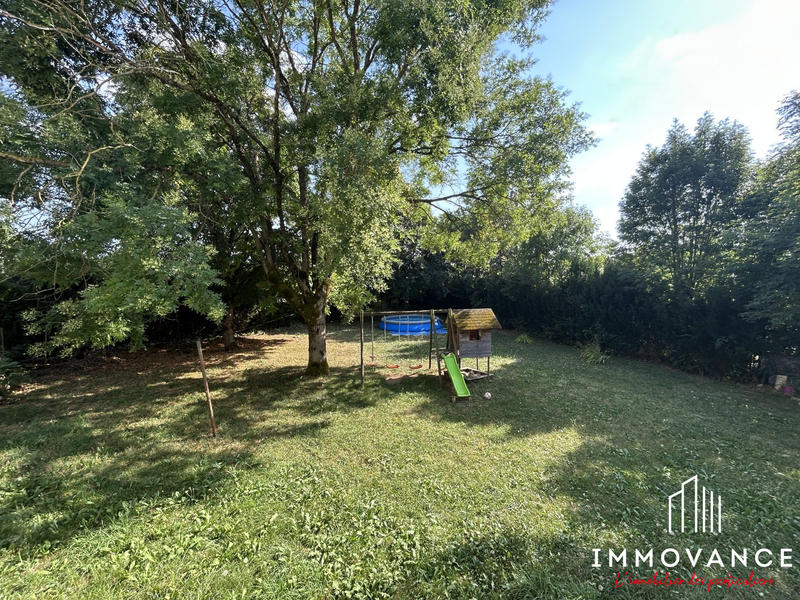 Maison - 195 m² - 7 pièces