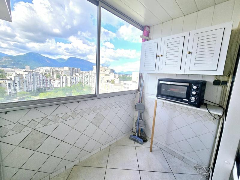 Appartement - 86 m² - 5 pièces