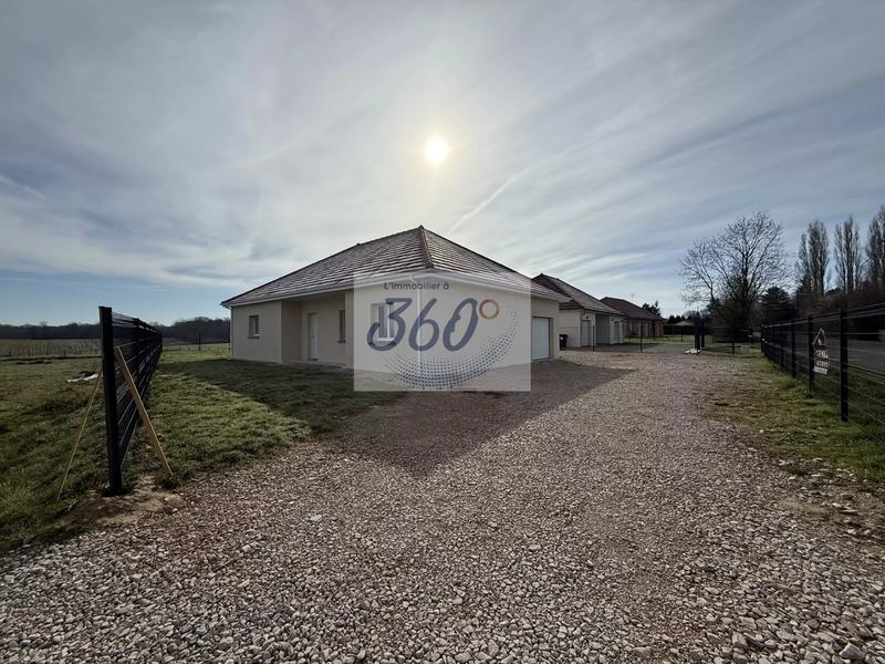 Maison - 101 m² - 5 pièces