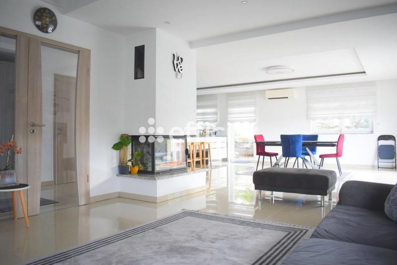 Maison - 175 m² - 6 pièces