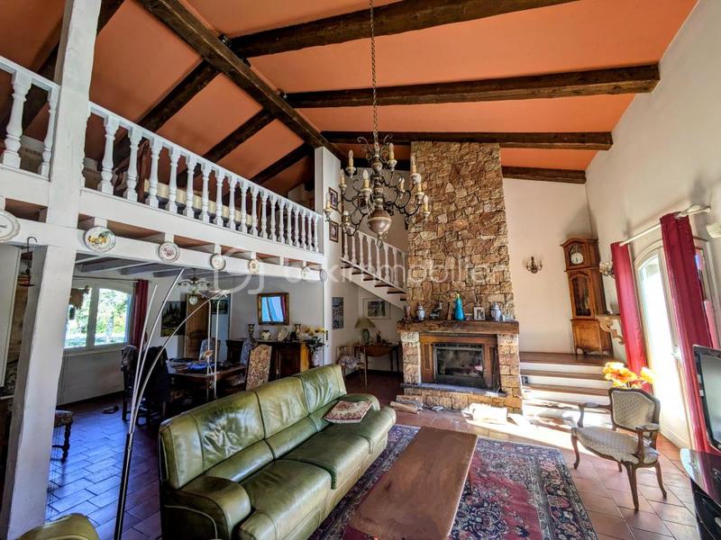 Maison d'architecte - 208 m² - 6 pièces