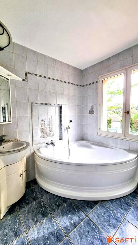 Maison - 125 m² - 4 pièces