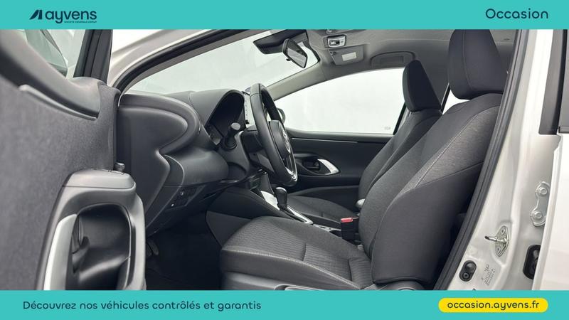 Toyota Yaris Hybrid 116h Dynamic Business 5p + Programme Beyond Zero Academy