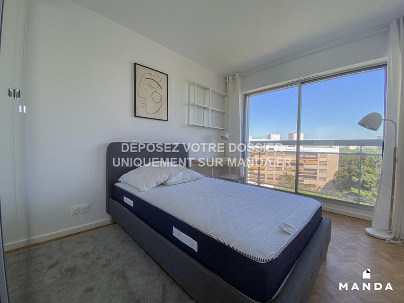 Chambre - 11 m² - 7 pièces