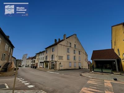 Appartement - 102 m² - 4 pièces