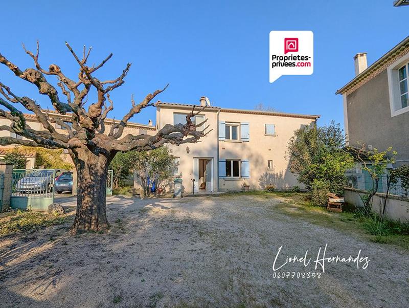 Maison - 140 m² - 6 pièces