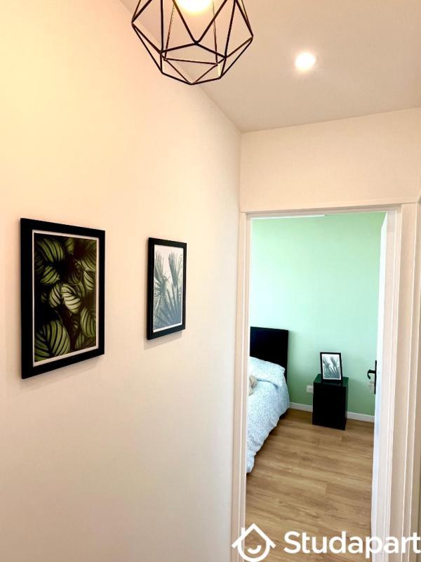 Chambre - 11 m² - 1 pièce