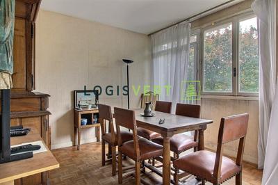 Appartement - 132 m² - 8 pièces