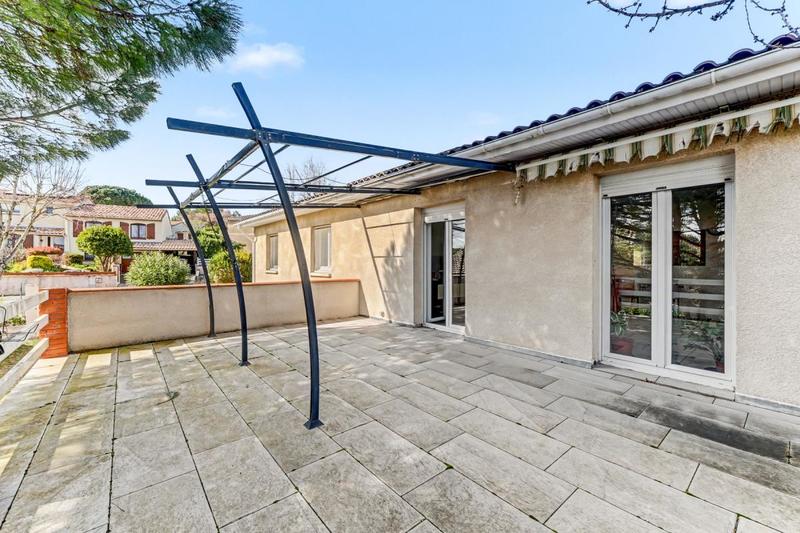 Maison - 145 m² - 5 pièces