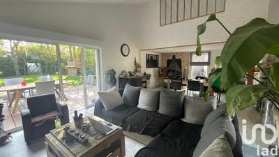 Maison - 122 m² - 5 pièces