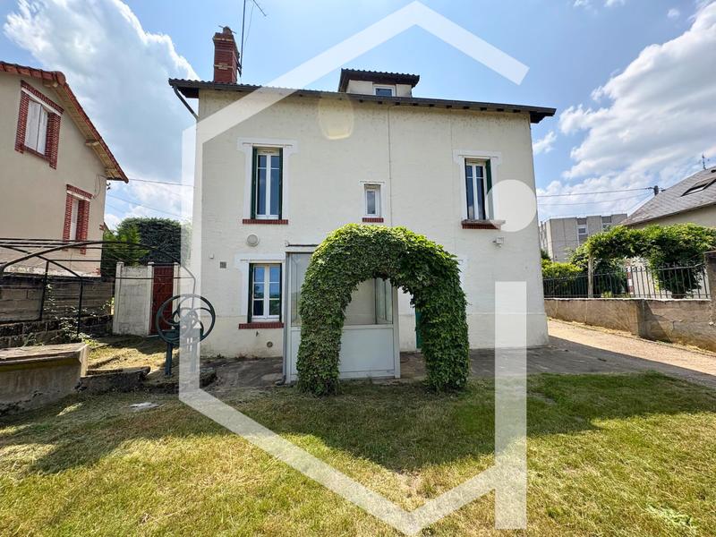 Maison - 83 m² - 5 pièces