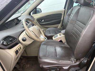 Renault Grand Scénic III 1.9 dci 130 Jade