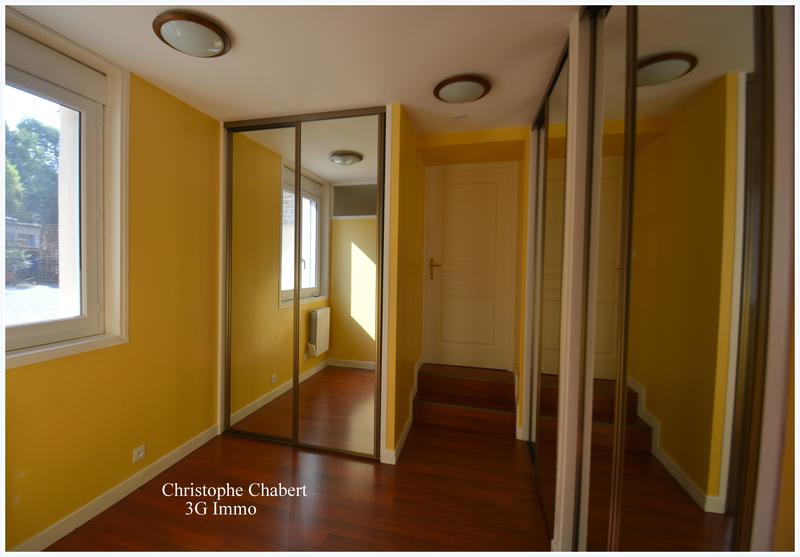 Maison - 265 m² - 9 pièces