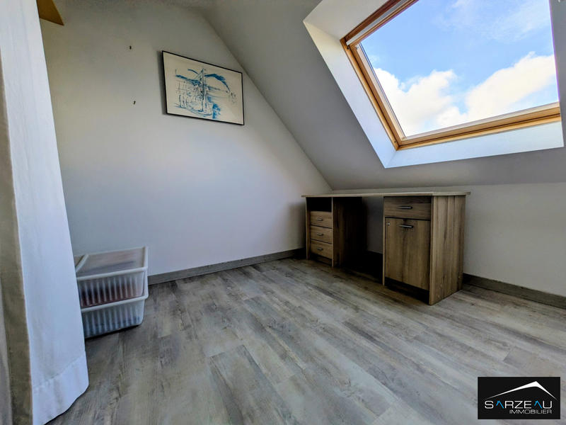 Maison - 92 m² - 6 pièces