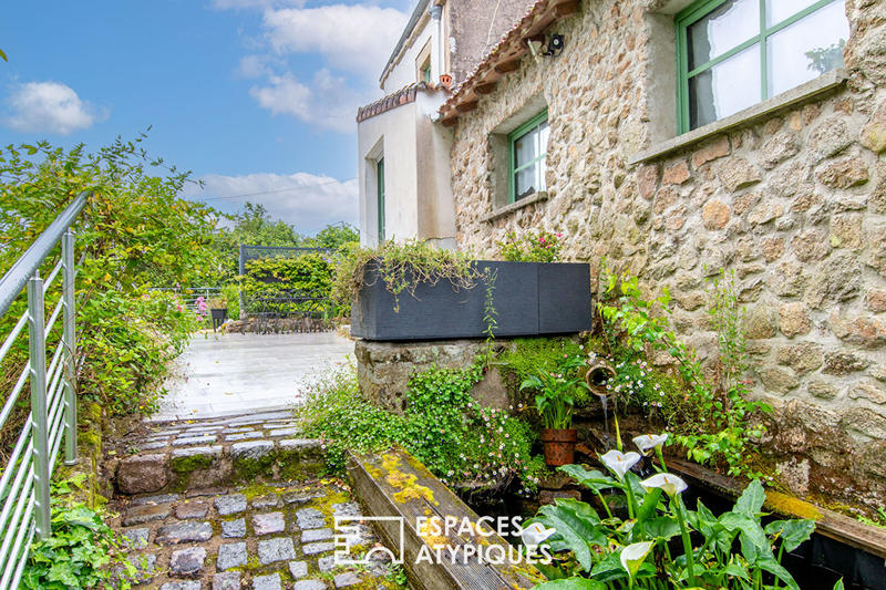 Maison - 300 m² - 10 pièces