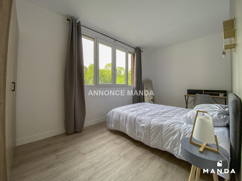 Chambre - 9 m² - 4 pièces
