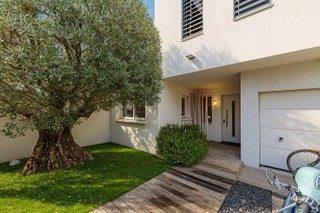 Maison contemporaine - 130 m² - 5 pièces