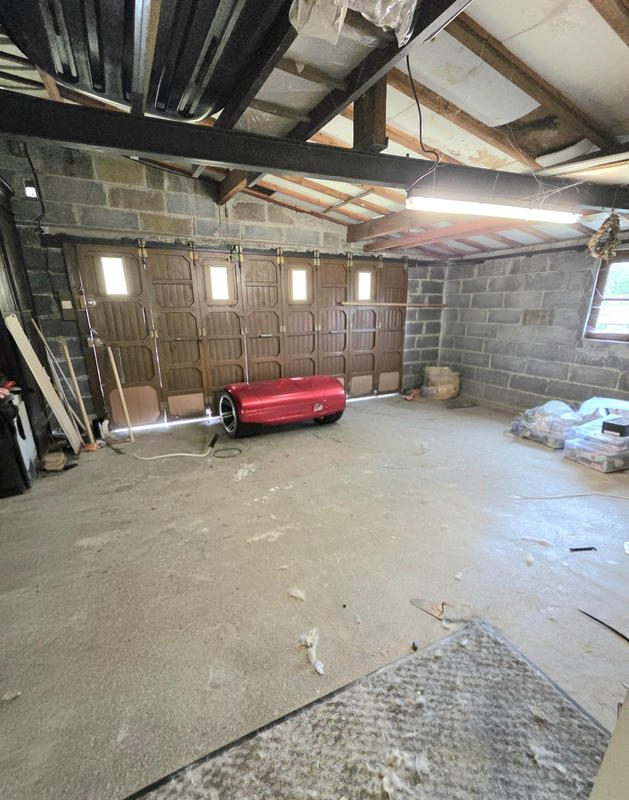 Maison - 93 m² - 6 pièces