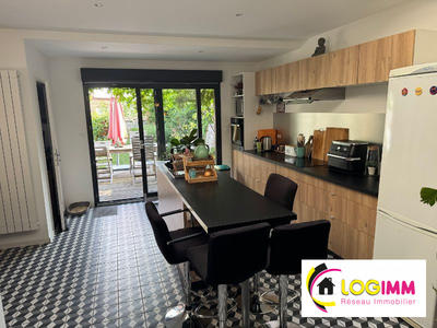 Maison - 167 m² - 4 pièces