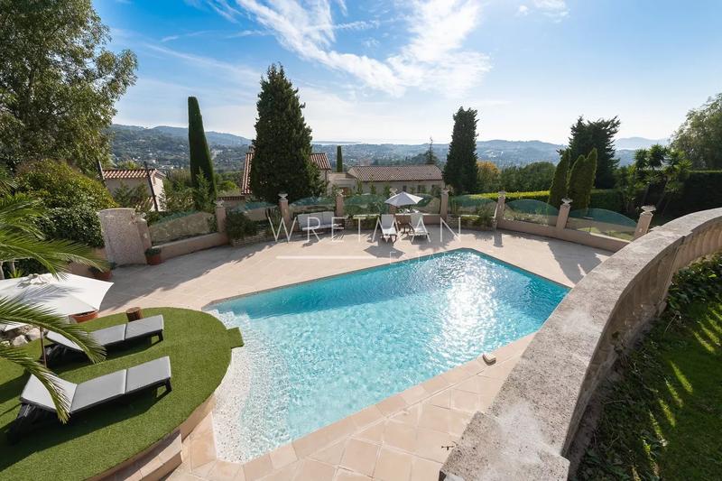 Villa - 475 m² - 10 pièces