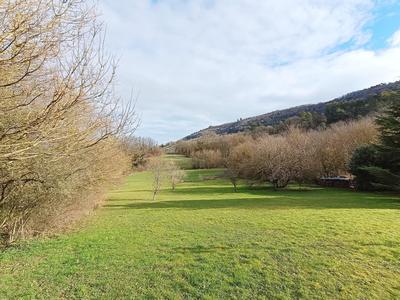 Maison - 250 m² - 8 pièces