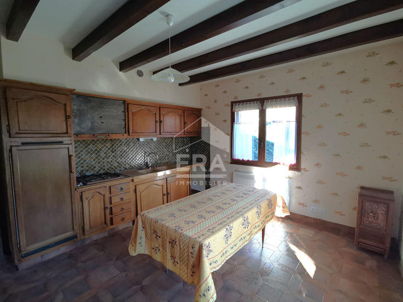 Maison - 225 m² - 10 pièces