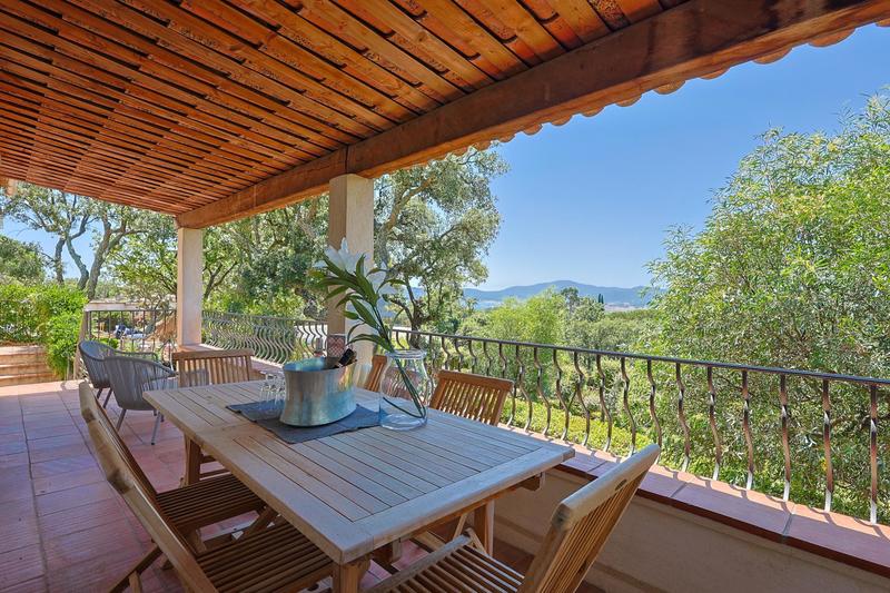 Villa - 190 m² - 6 pièces