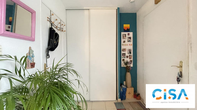 Appartement - 64 m² - 5 pièces