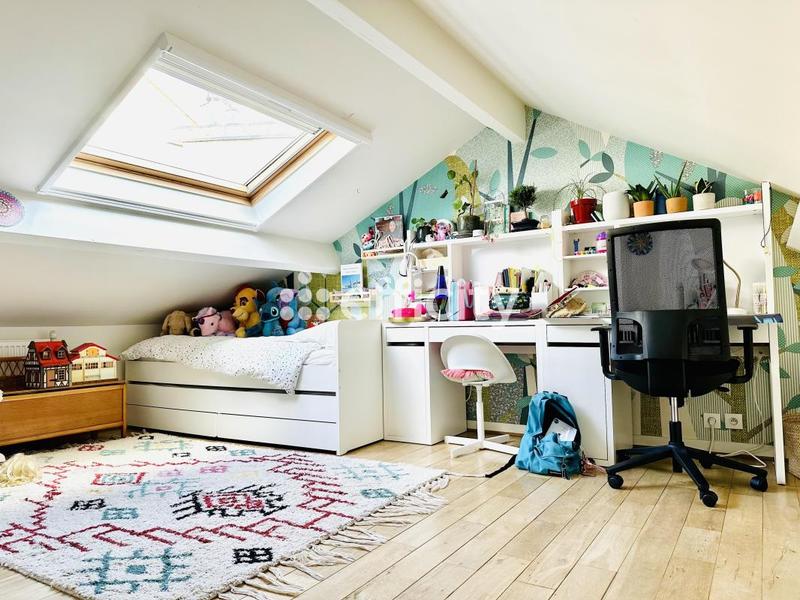 Maison - 145 m² - 5 pièces