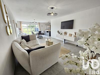 Maison - 101 m² - 5 pièces