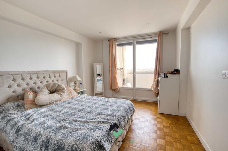 Appartement - 83 m² - 4 pièces